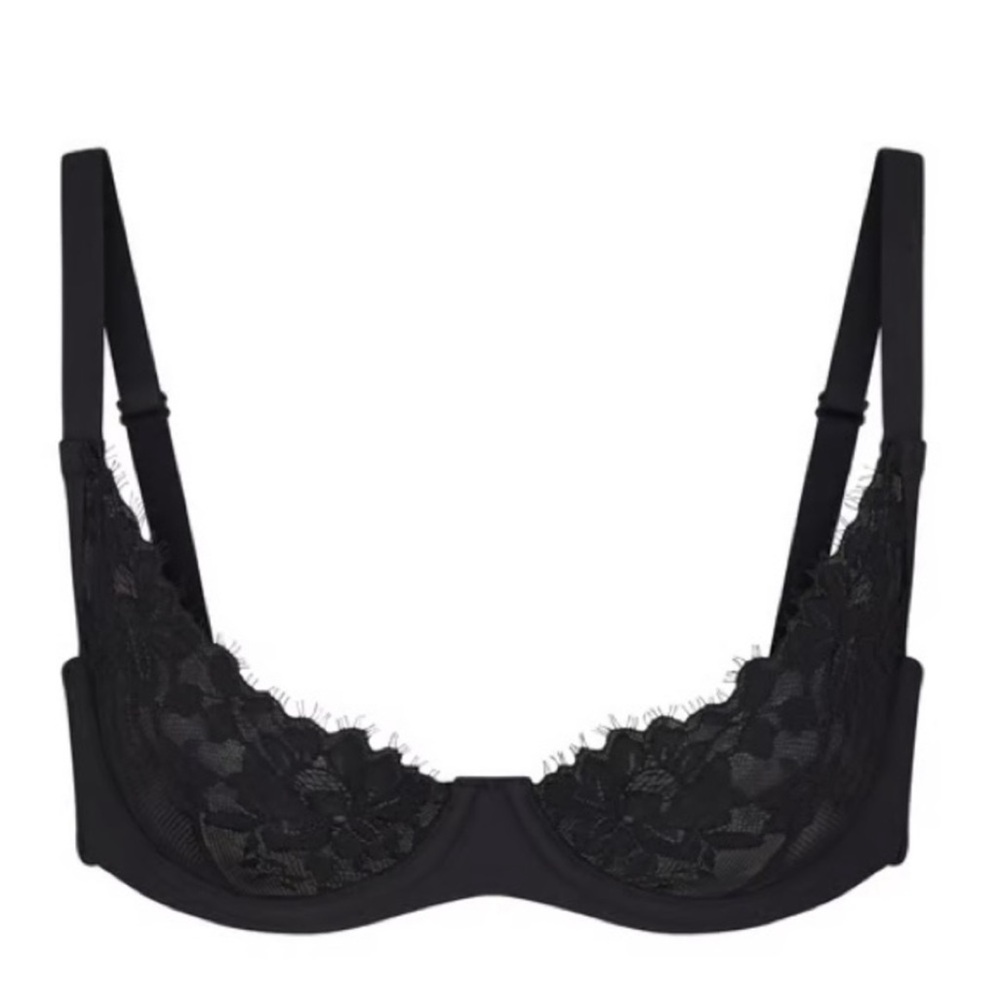 NWT SKIMS Femme Lace Scoop Bra Lace Unlined Onyx 32B